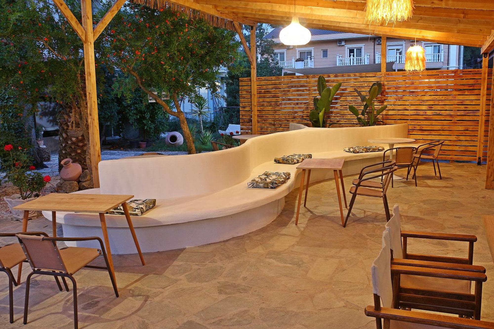 Prínos Kristal Hotel מראה חיצוני תמונה